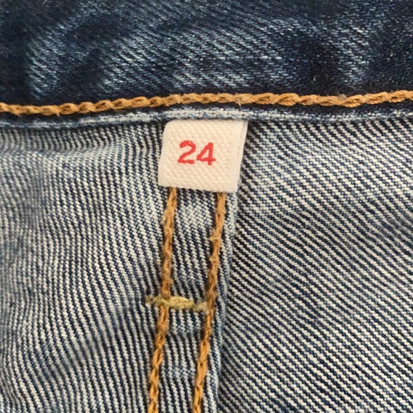 High wasted levi shorts - Picture 3 of 4